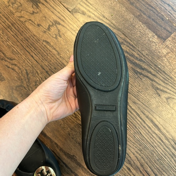 Tory Burch black/gold Minnie flats size 9 - Picture 4 of 8